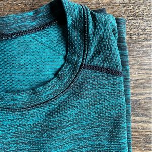 Men’s Lululemon Metal Vent Tech Training / Performance T Shirt Size Small!